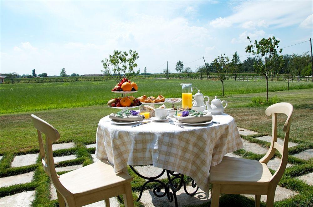 Antico Benessere Fara Gera dʼAdda Buitenkant foto