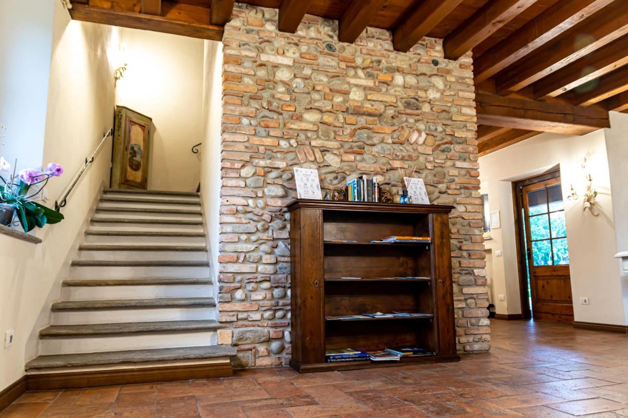 Antico Benessere Fara Gera dʼAdda Buitenkant foto