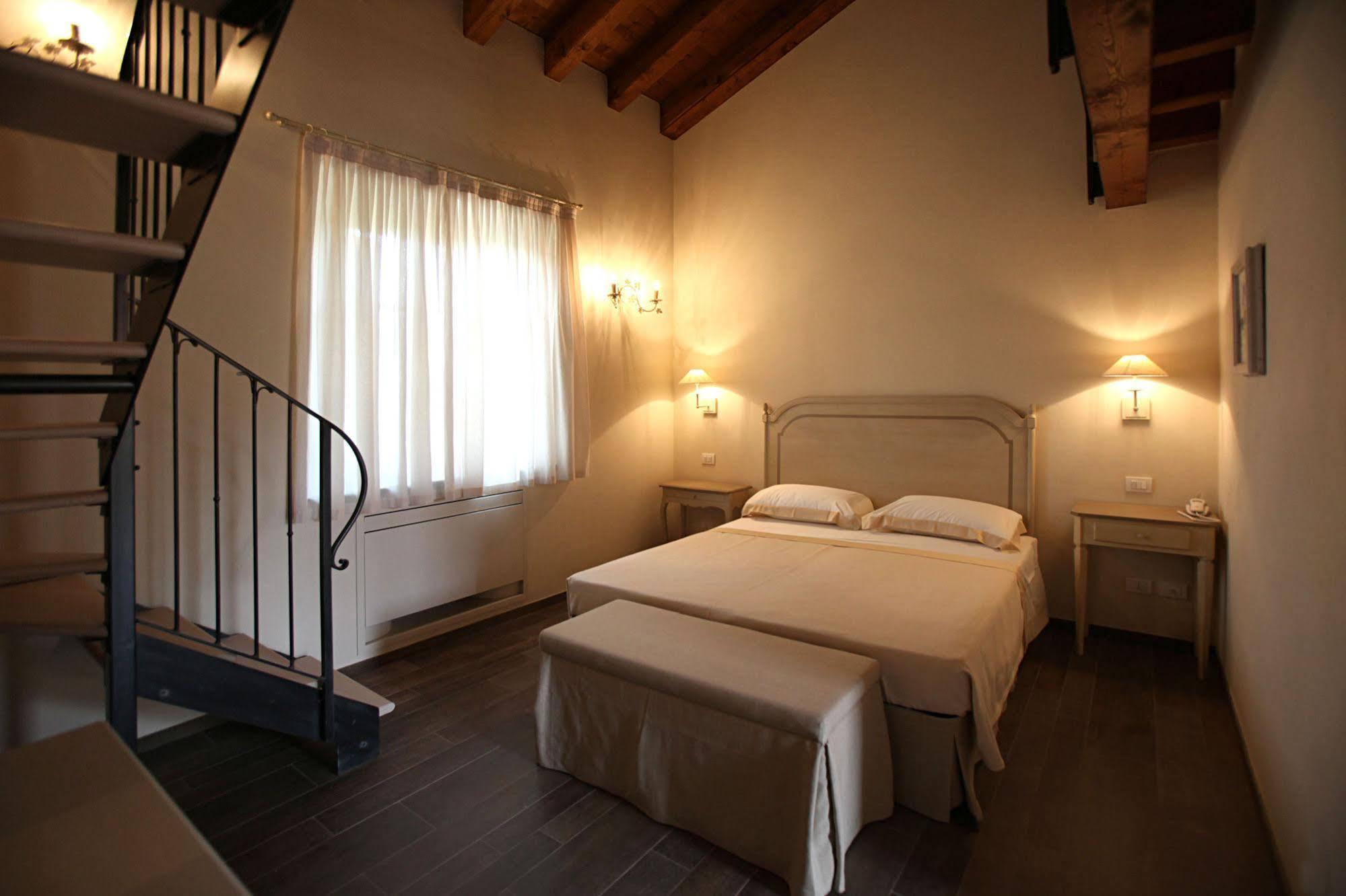 Antico Benessere Fara Gera dʼAdda Buitenkant foto