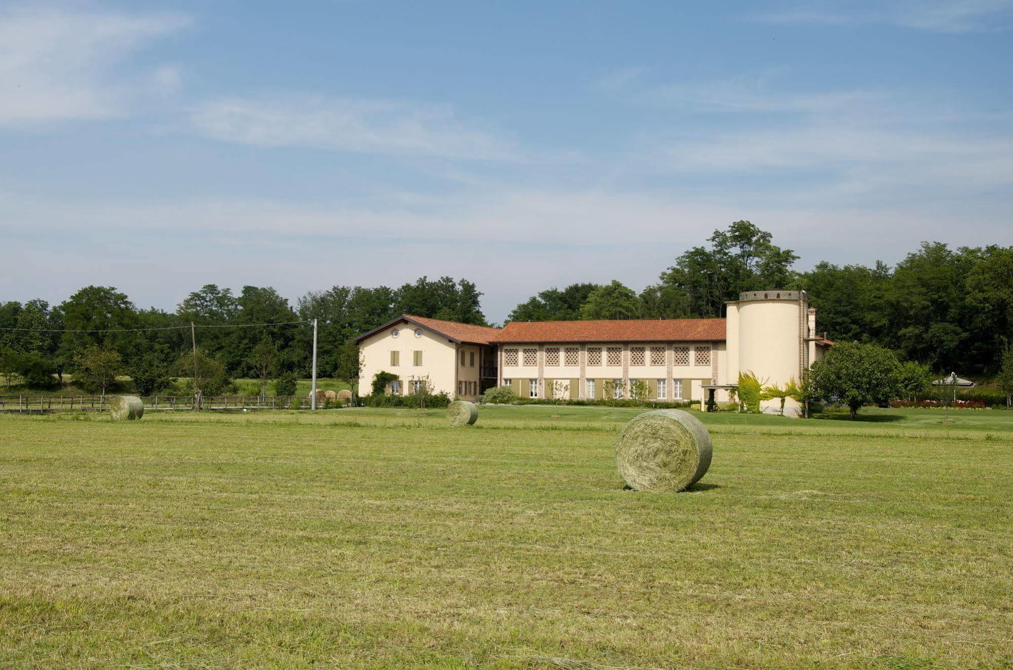 Antico Benessere Fara Gera dʼAdda Buitenkant foto